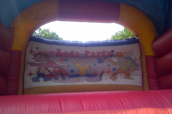 Balloon bouncy castle large 9