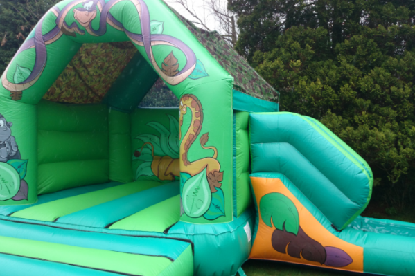 Jungle Combi Bouncy Castle large 3