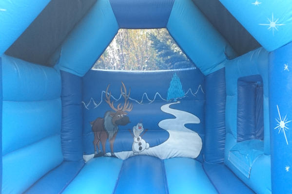 Frozen Bouncy Castle large 3