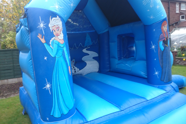 Frozen Bouncy Castle large 6