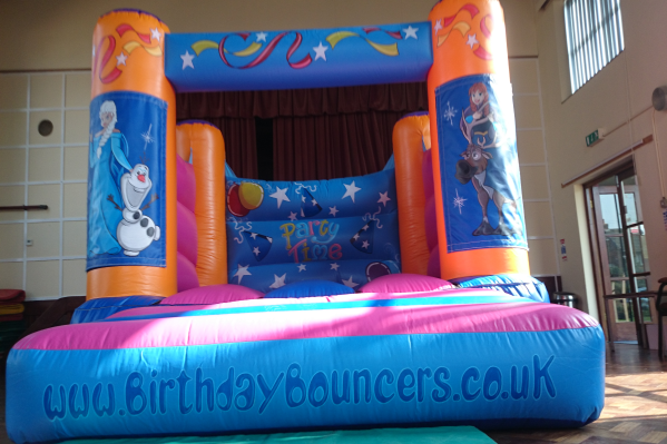 Frozen Bouncy Castle large 4